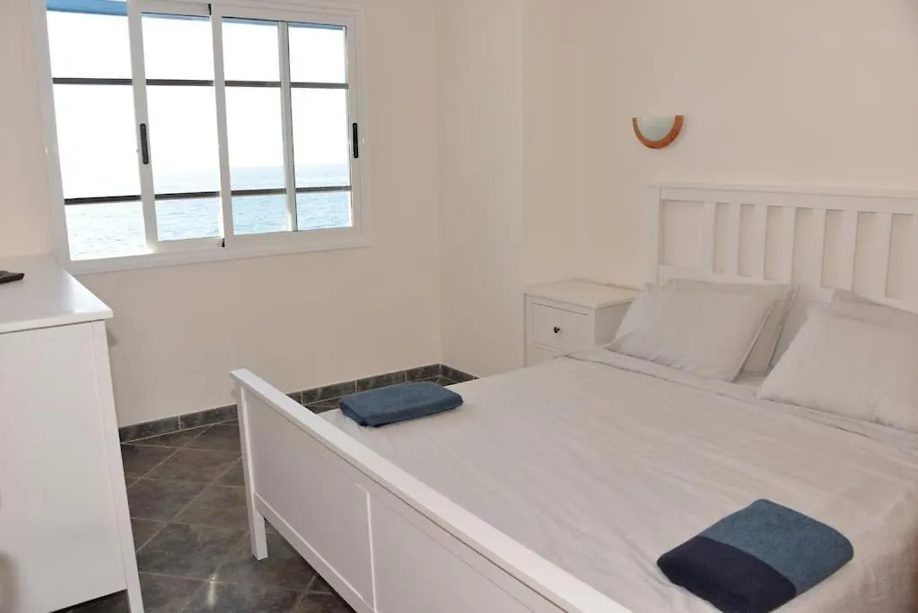 Beachfront Apartment - Tacoronte Santa Cruz de Tenerife 0*,  Espanha